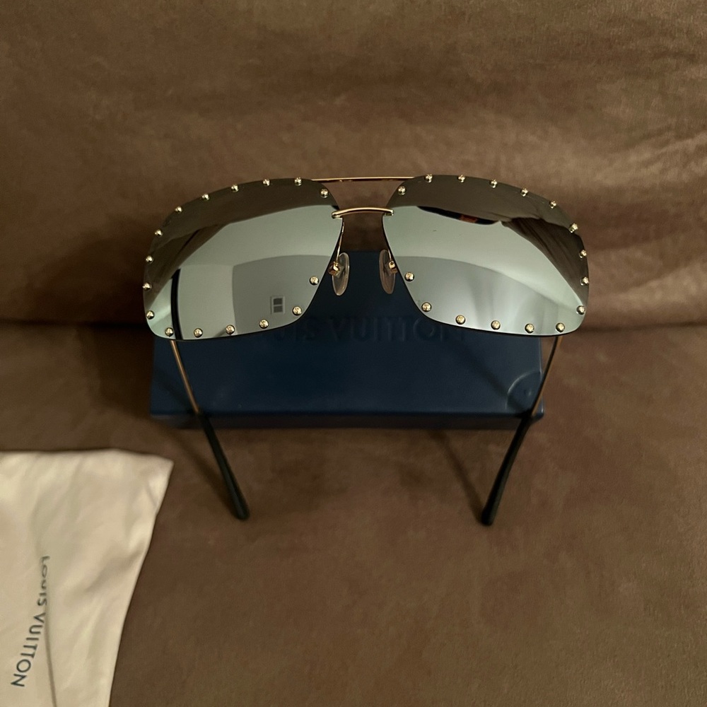 Louis Vuitton The Party Sunglasses